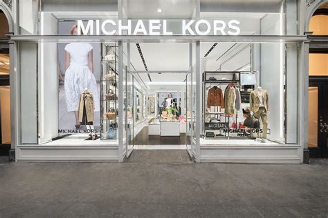 michael kors collection stores.